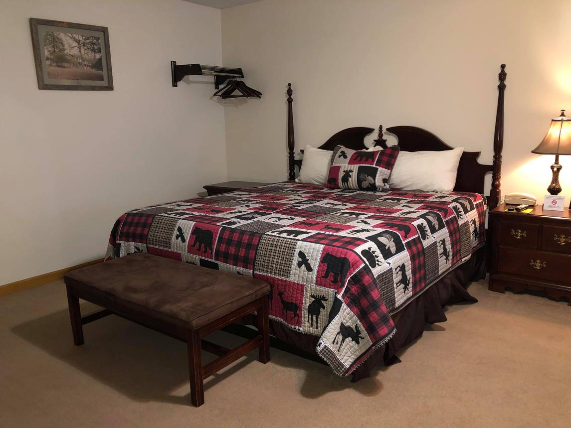 Motel Room with Jacuzzi and Fireplace